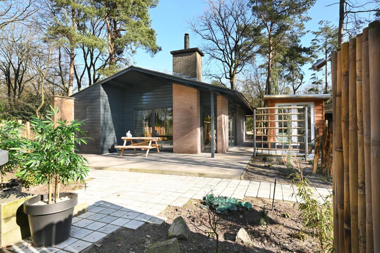 Zen-Bungalow No 1 Met Sauna En Hottub Rheezerveen Exteriör bild